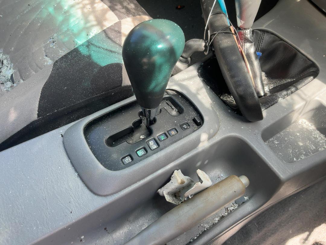 Photo '14' of Toyota Hilux TD SR5 DCU 4A