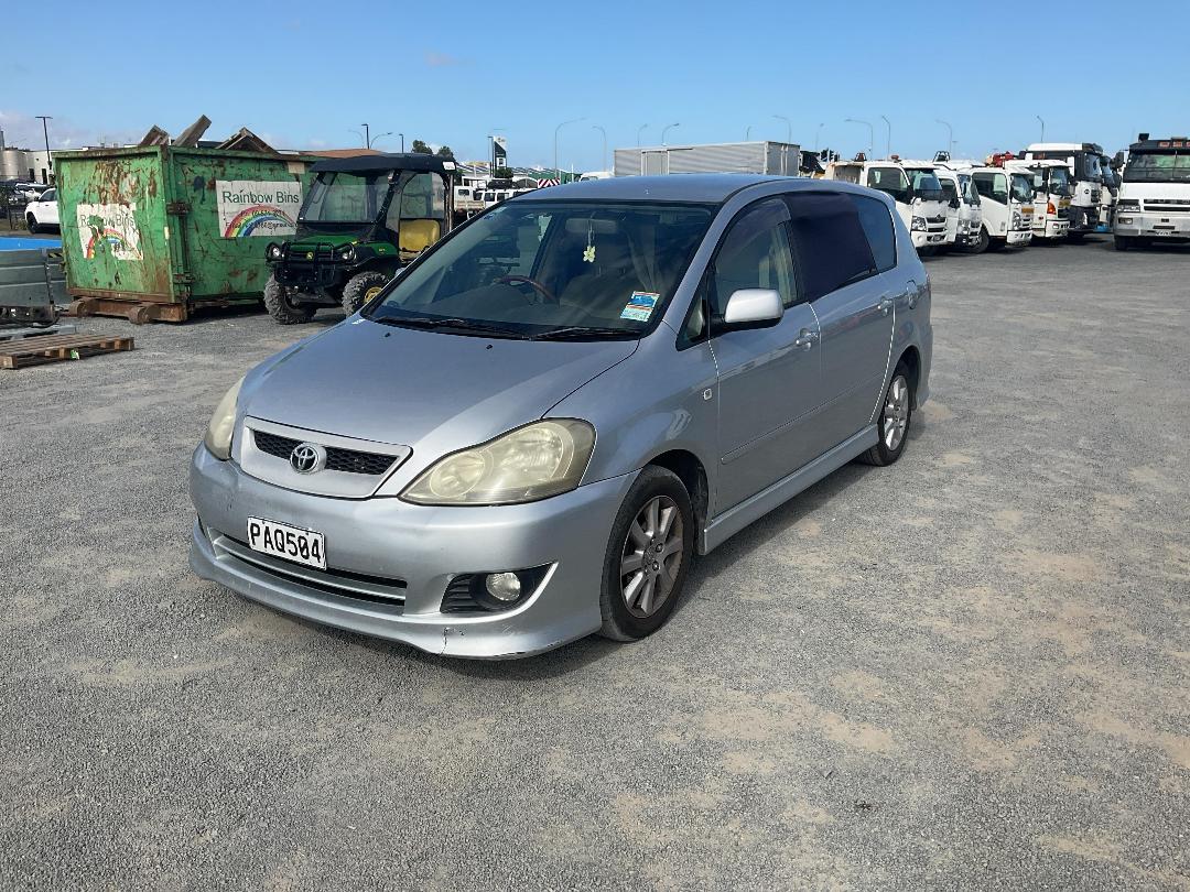 Photo '4' of Toyota Ipsum