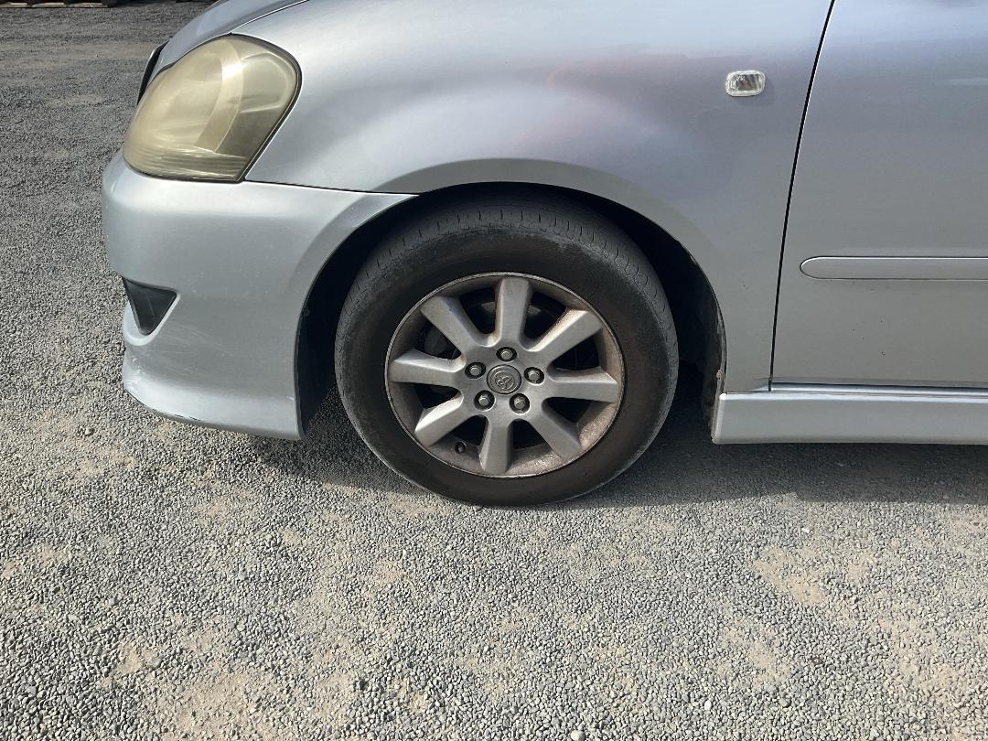 Photo '10' of Toyota Ipsum