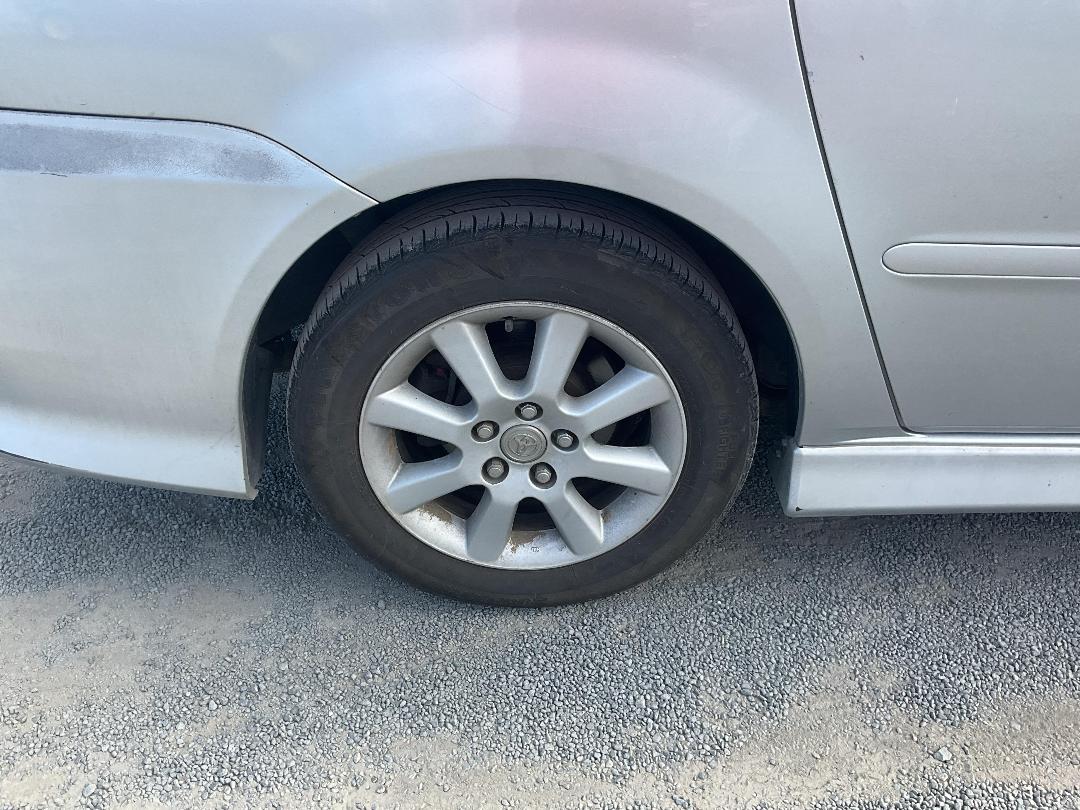 Photo '12' of Toyota Ipsum