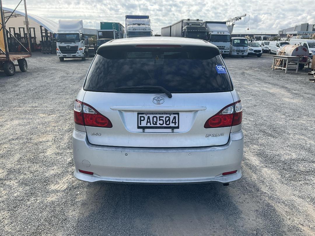 Photo '6' of Toyota Ipsum