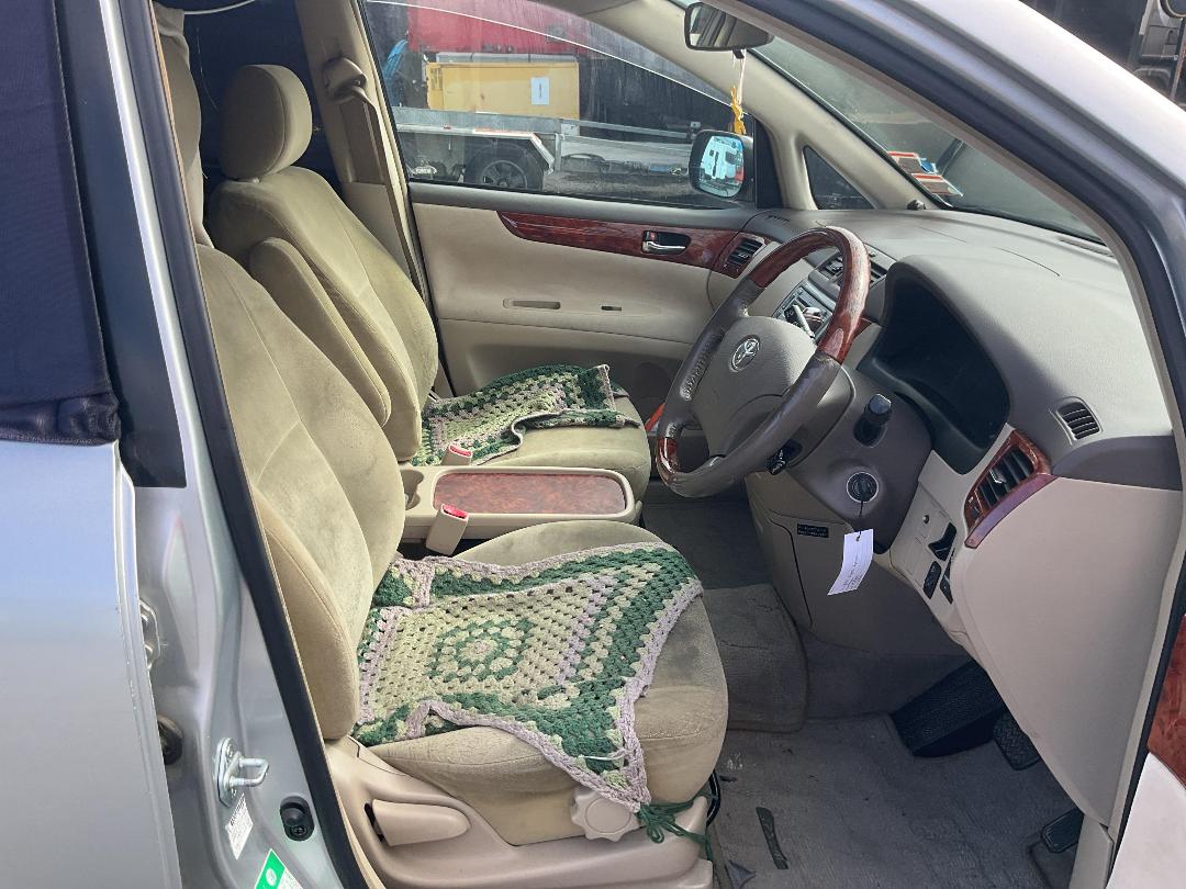 Photo '16' of Toyota Ipsum