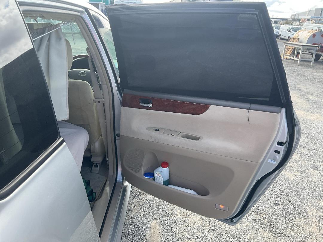 Photo '19' of Toyota Ipsum