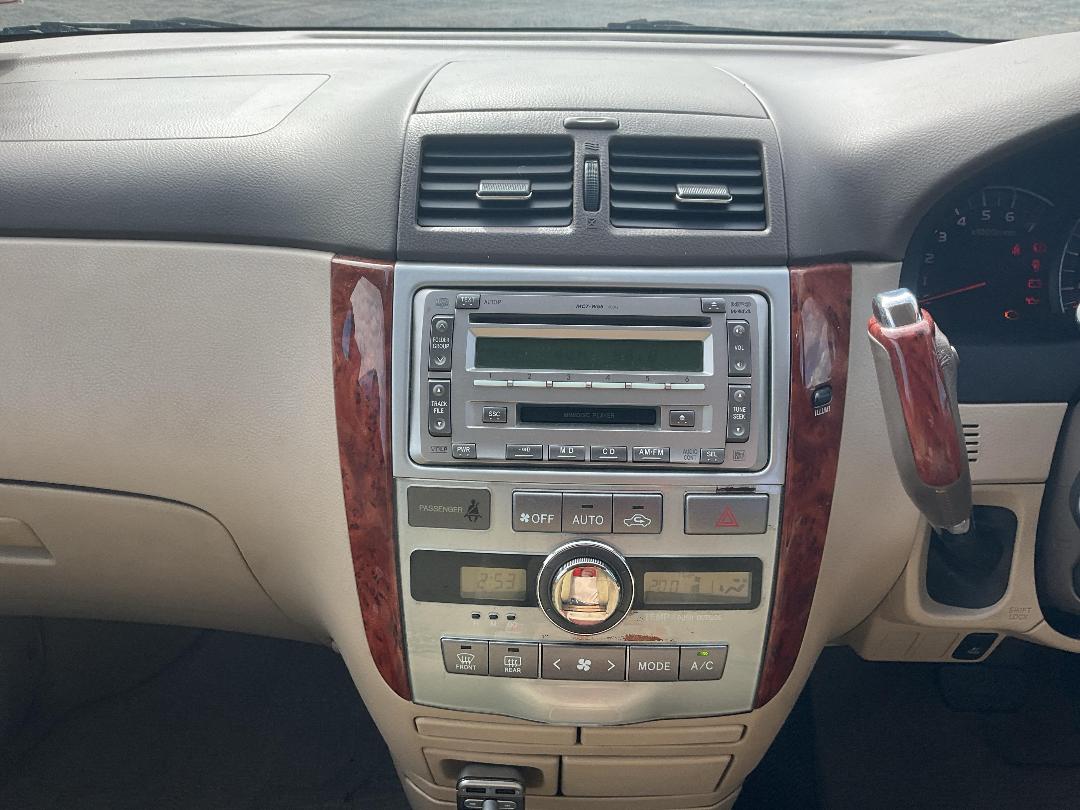 Photo '18' of Toyota Ipsum