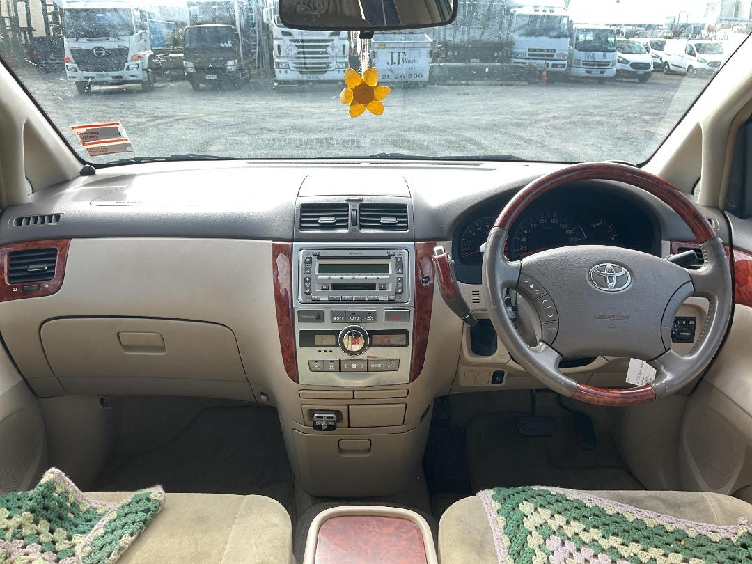 Photo '17' of Toyota Ipsum