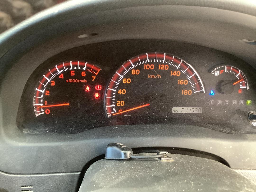 Photo '10' of Toyota Ipsum Photo '10' of Toyota Ipsum