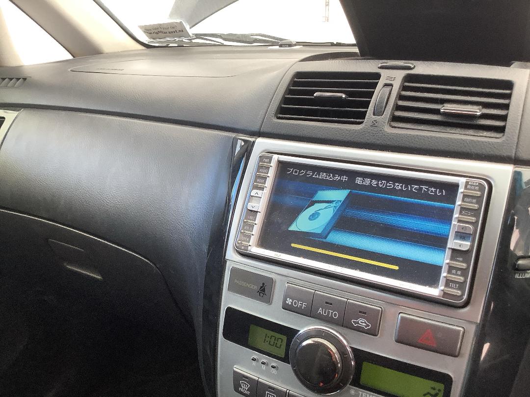 Photo '12' of Toyota Ipsum Photo '12' of Toyota Ipsum