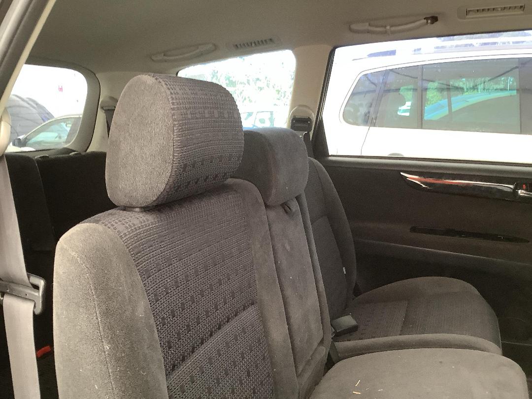 Photo '18' of Toyota Ipsum Photo '18' of Toyota Ipsum