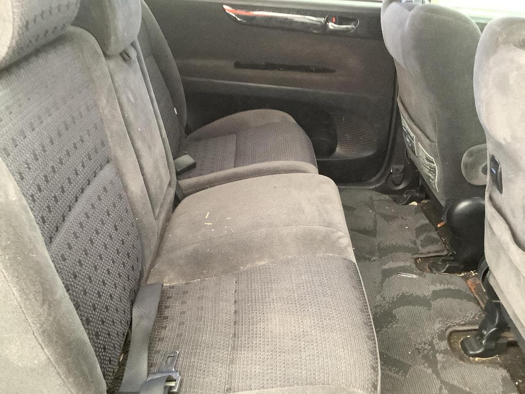 Photo '17' of Toyota Ipsum Photo '17' of Toyota Ipsum