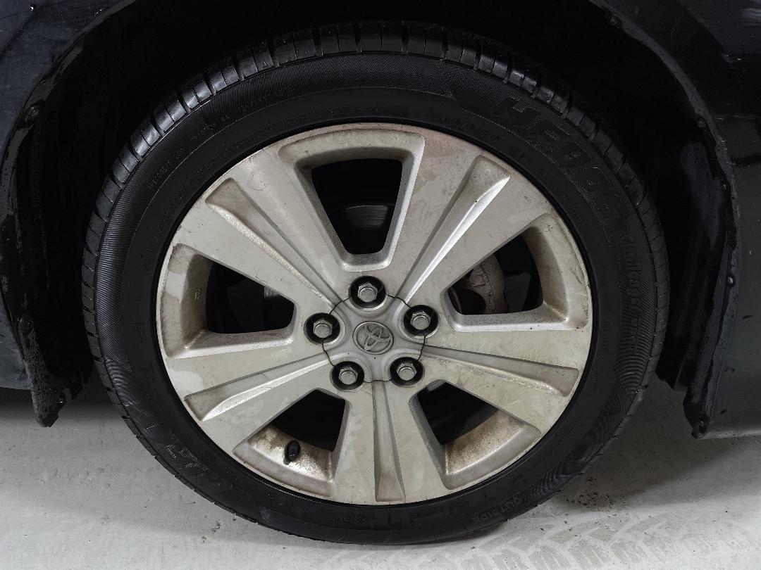 Photo '9' of Toyota Ipsum