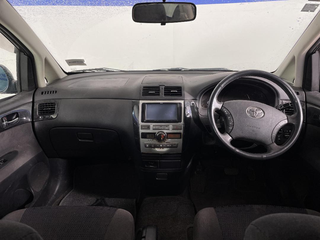 Photo '17' of Toyota Ipsum