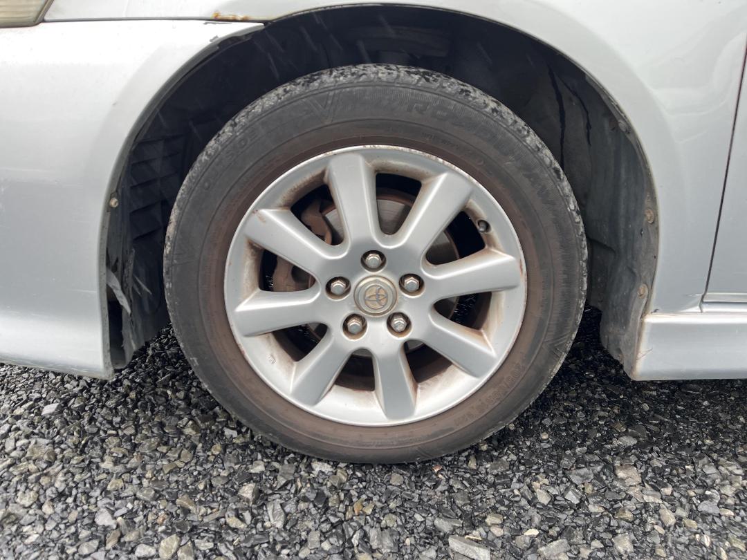 Photo '8' of Toyota Ipsum Photo '8' of Toyota Ipsum