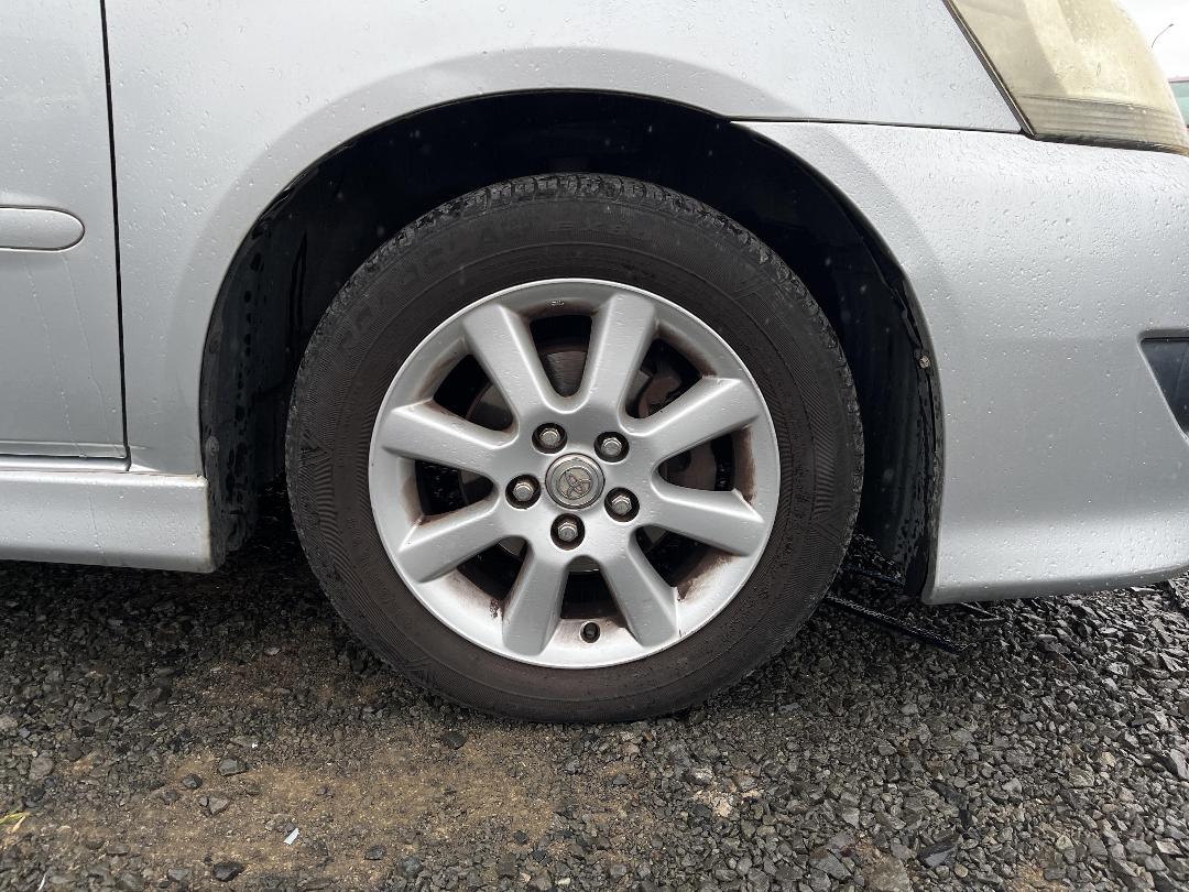 Photo '7' of Toyota Ipsum Photo '7' of Toyota Ipsum