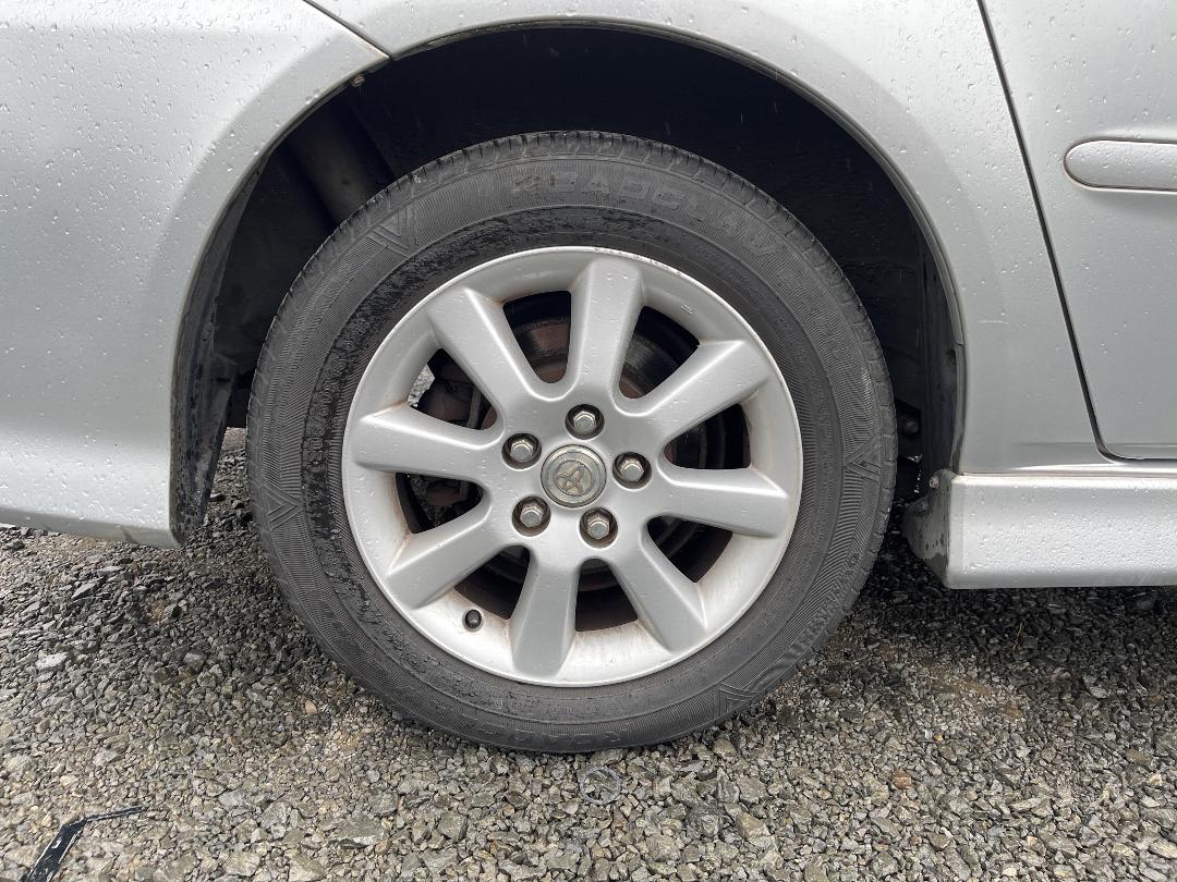 Photo '10' of Toyota Ipsum Photo '10' of Toyota Ipsum