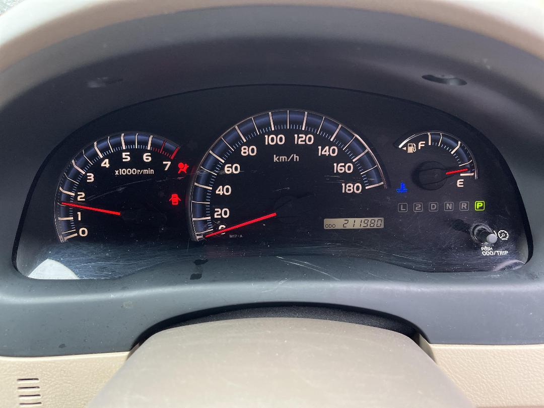 Photo '19' of Toyota Ipsum Photo '19' of Toyota Ipsum