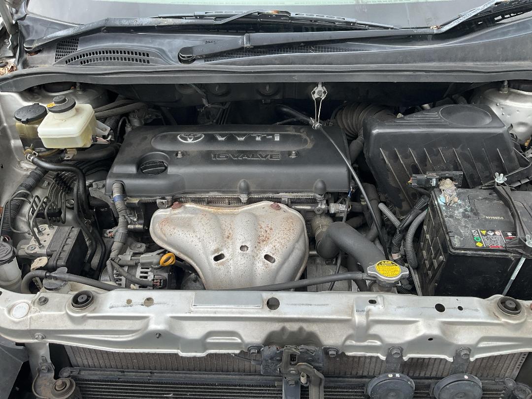 Photo '6' of Toyota Ipsum 240I Photo '6' of Toyota Ipsum 240I