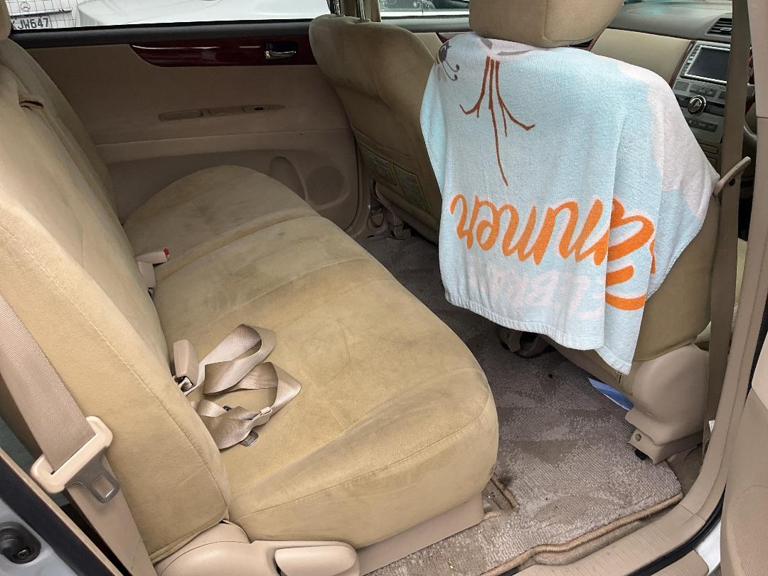 Photo '11' of Toyota Ipsum 240I Photo '11' of Toyota Ipsum 240I