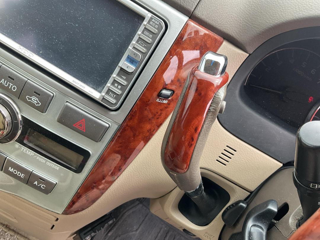 Photo '15' of Toyota Ipsum 240I Photo '15' of Toyota Ipsum 240I