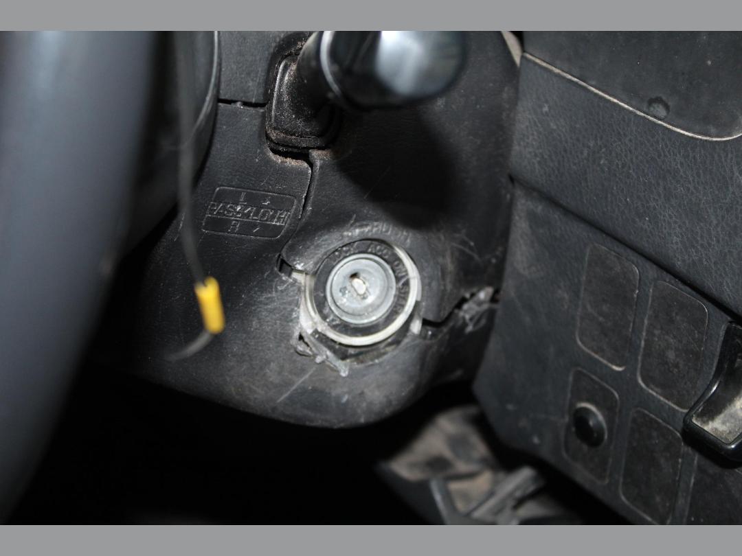 Photo '12' of Toyota Ipsum 240S Photo '12' of Toyota Ipsum 240S