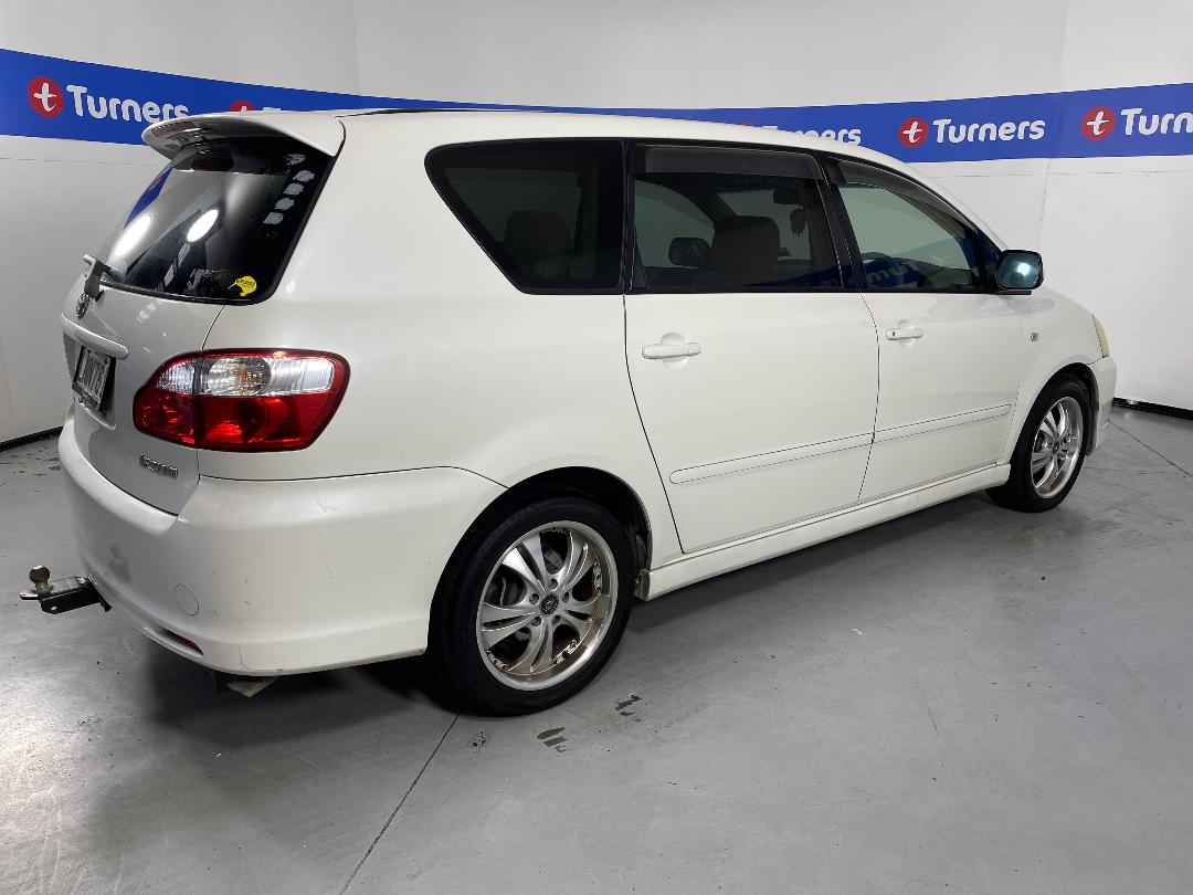 Photo '7' of Toyota Ipsum