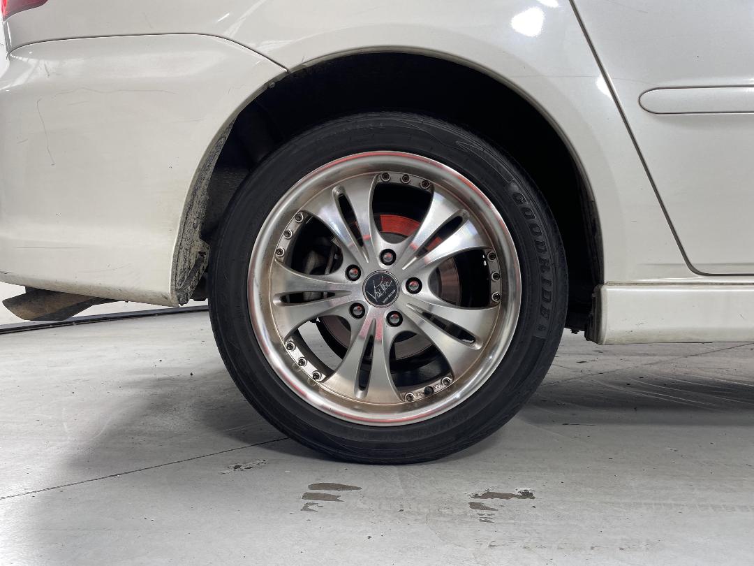 Photo '12' of Toyota Ipsum