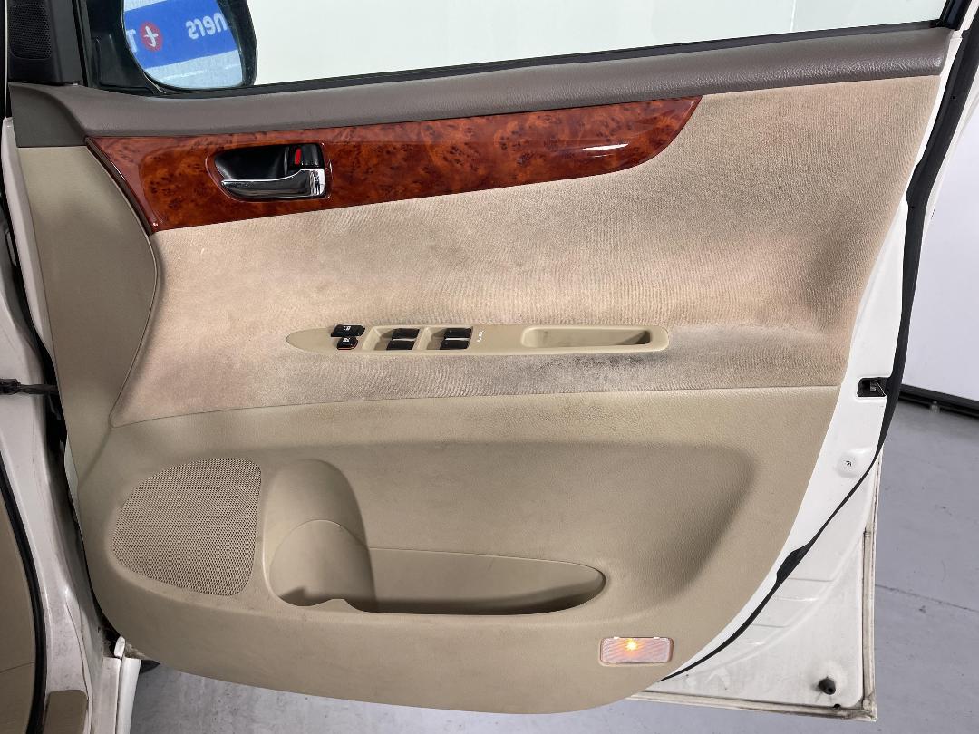 Photo '15' of Toyota Ipsum