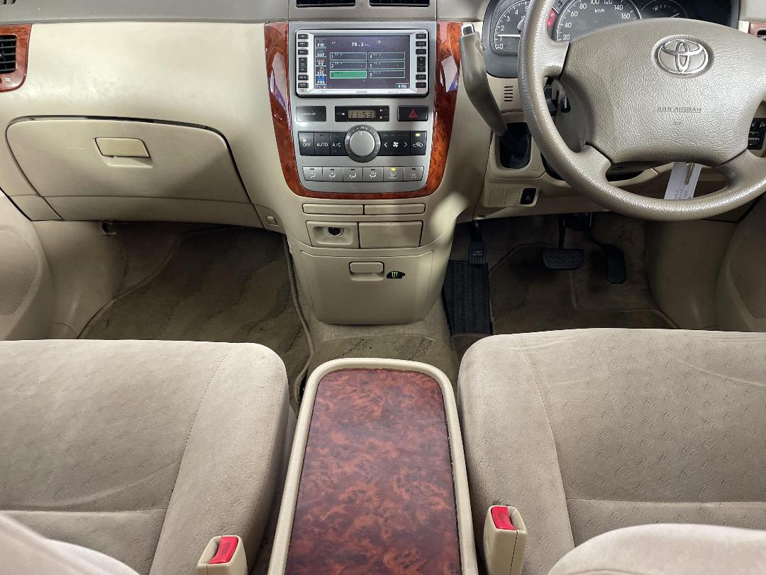 Photo '18' of Toyota Ipsum