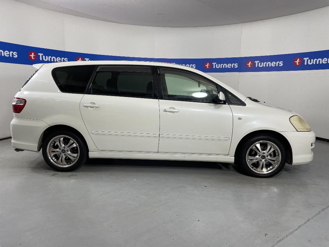 Photo '23' of Toyota Ipsum