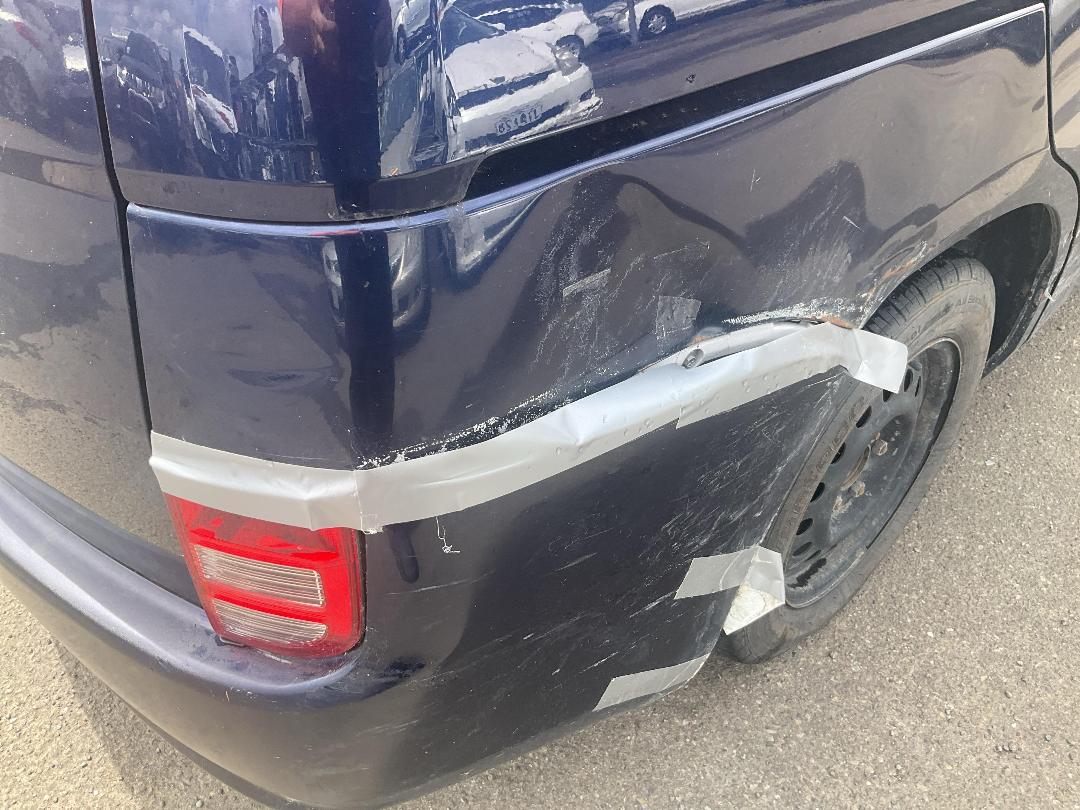 Photo '7' of Toyota Isis Photo '7' of Toyota Isis