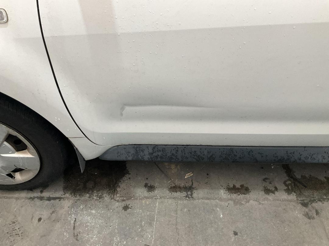 Photo '9' of Toyota IST Photo '9' of Toyota IST