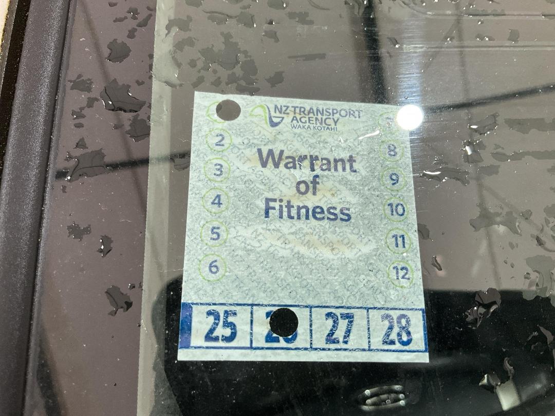 Photo '26' of Toyota IST Photo '26' of Toyota IST