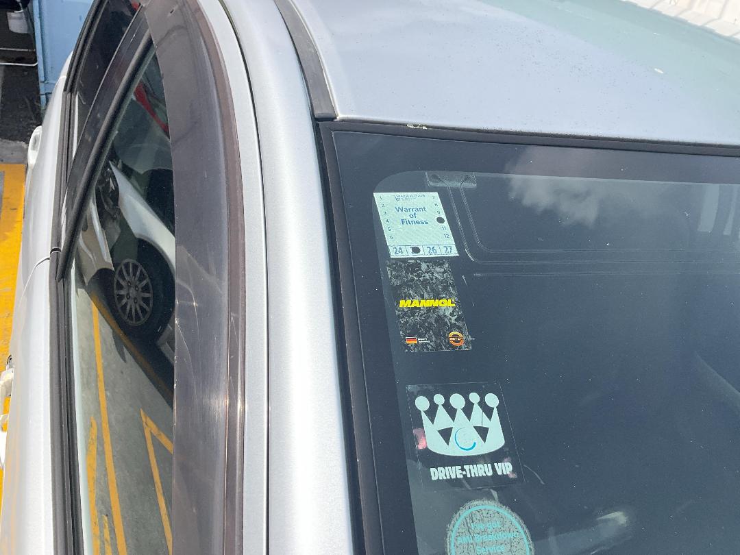 Photo '13' of Toyota IST