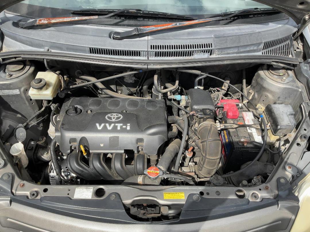 Photo '21' of Toyota IST 1.3L