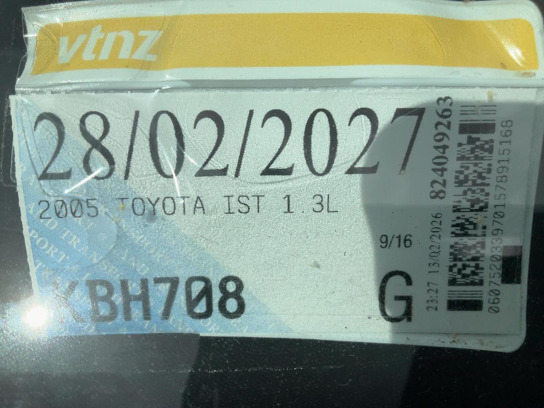 Photo '24' of Toyota IST 1.3L