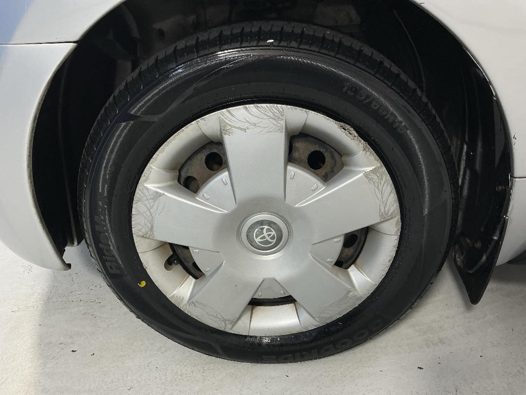 Photo '10' of Toyota IST