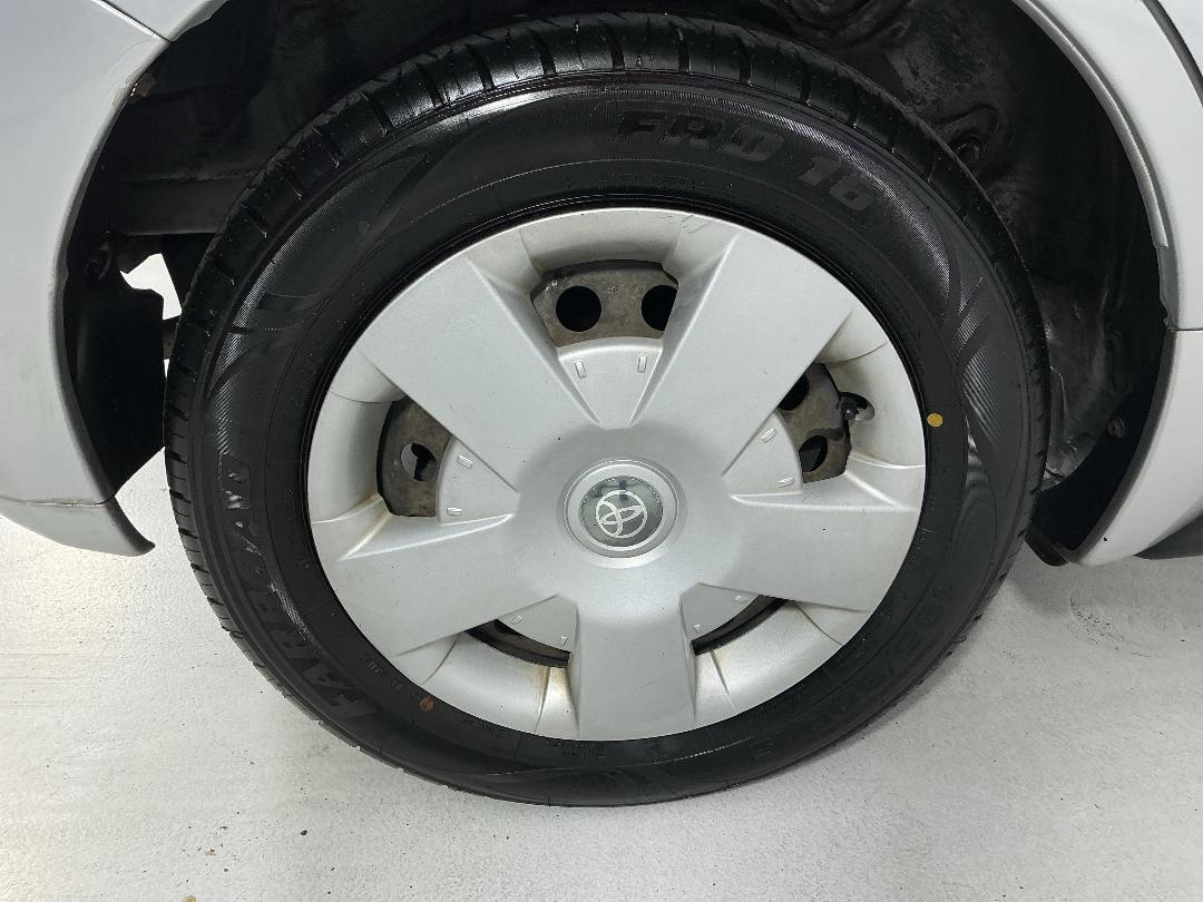 Photo '12' of Toyota IST