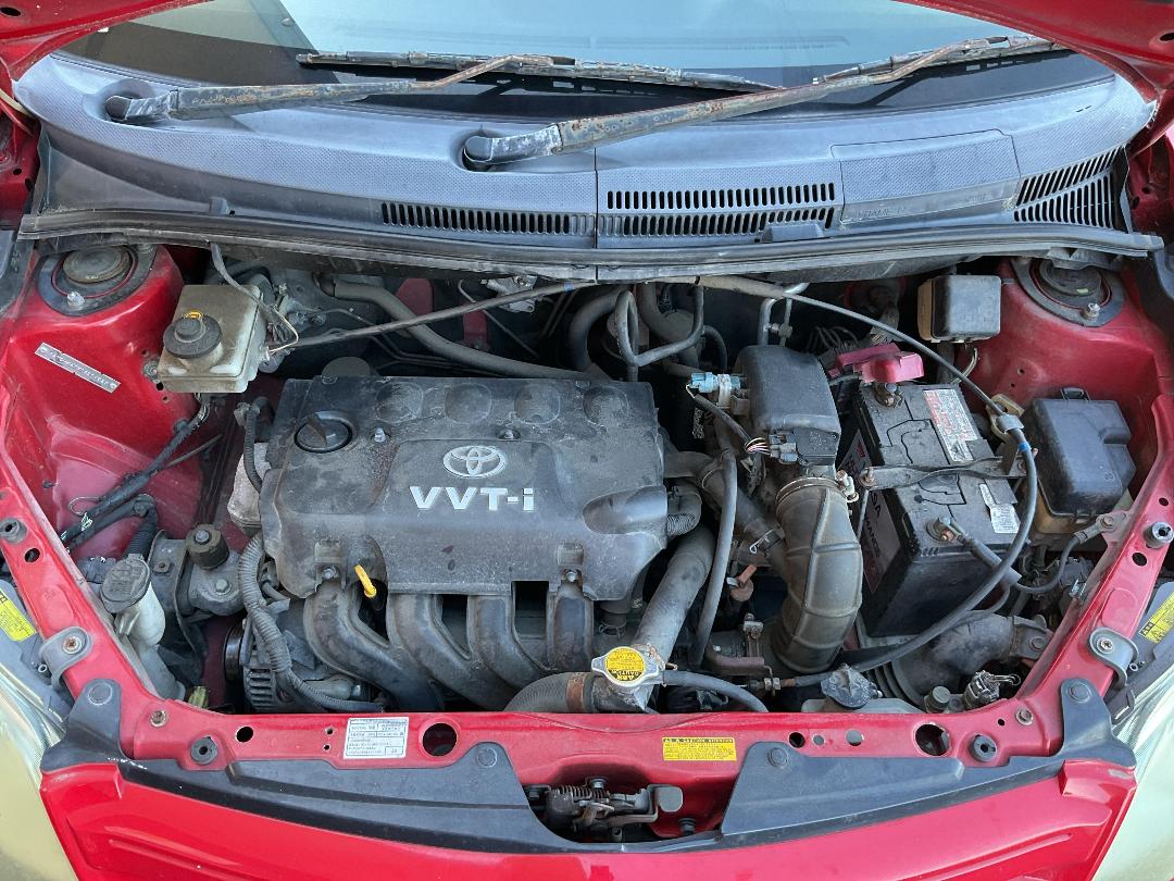 Photo '20' of Toyota IST Photo '20' of Toyota IST