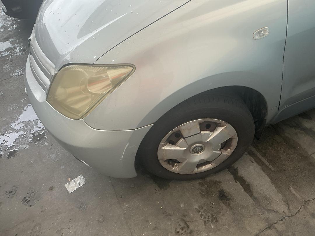 Photo '5' of Toyota IST