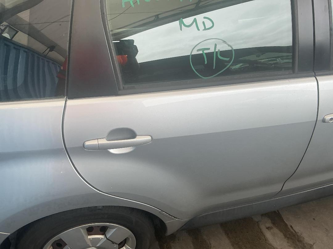 Photo '14' of Toyota IST