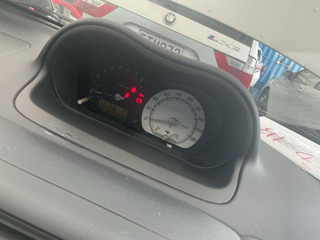 Photo '17' of Toyota IST