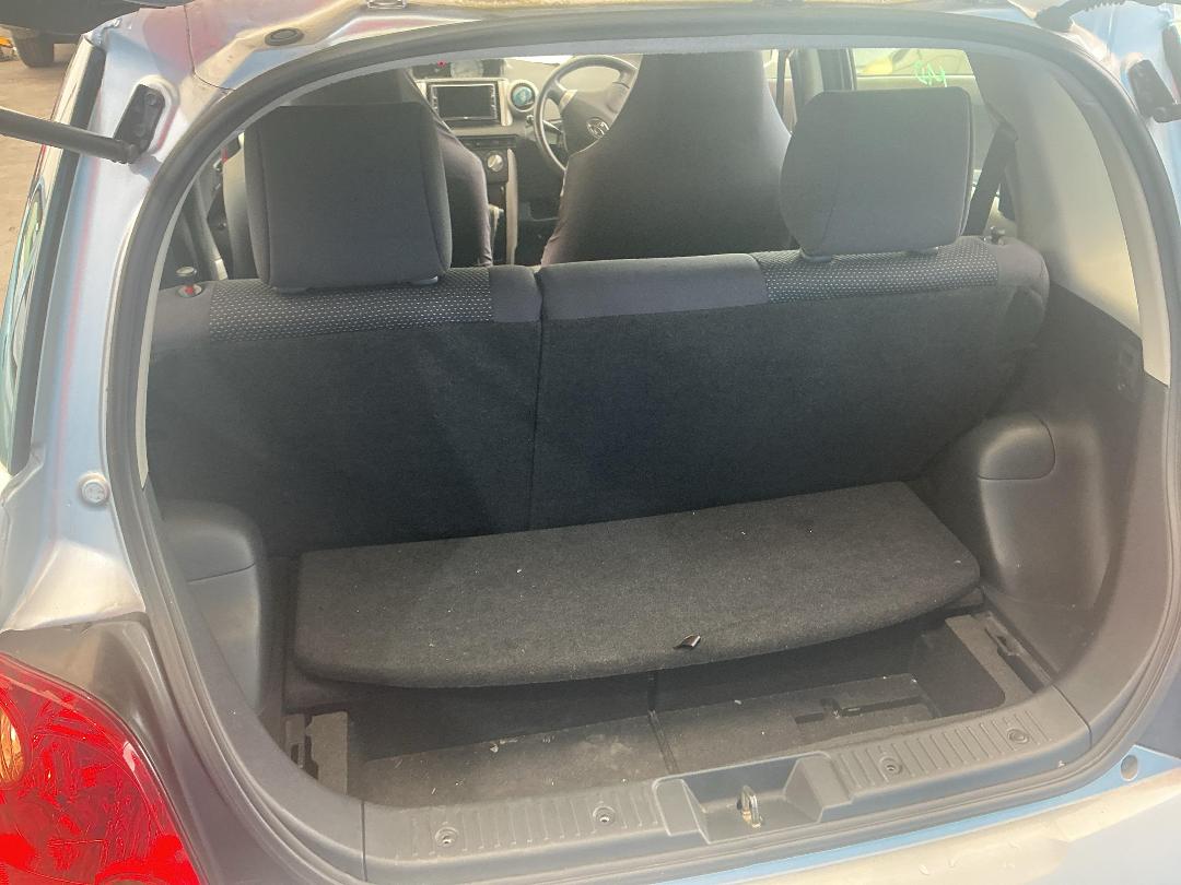 Photo '22' of Toyota IST