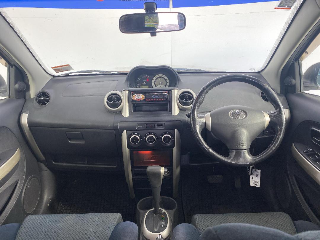 Photo '17' of Toyota IST