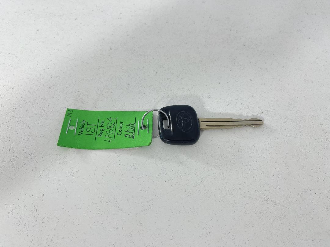 Photo '22' of Toyota IST