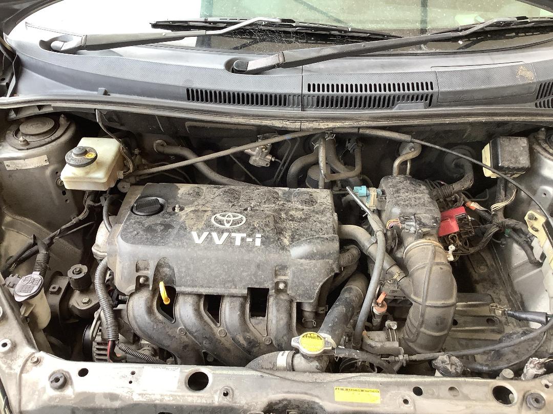 Photo '10' of Toyota IST