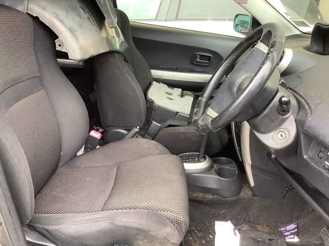 Photo '9' of Toyota IST