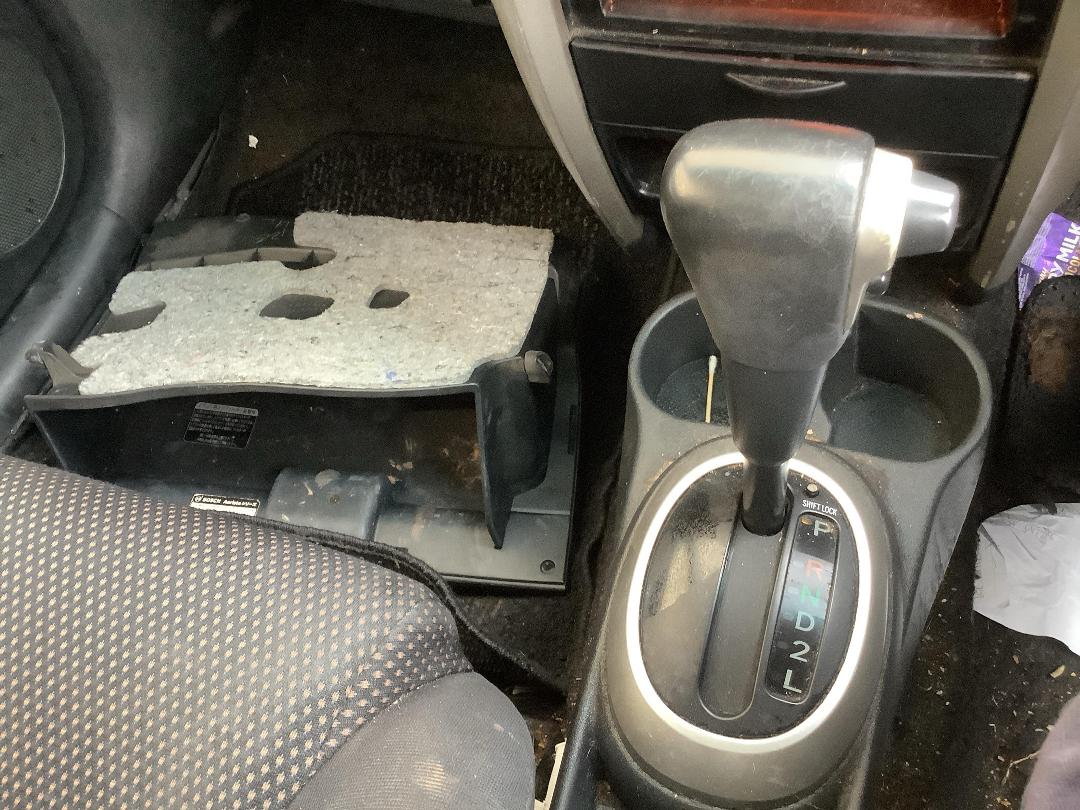 Photo '16' of Toyota IST