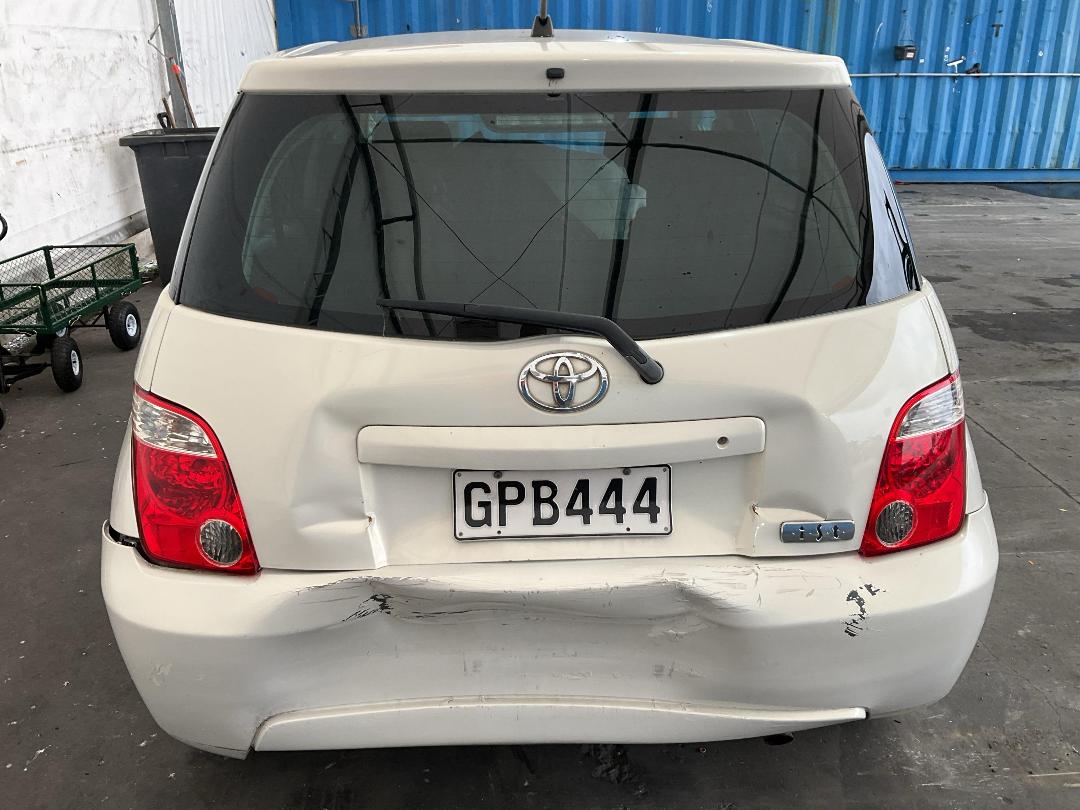 Photo '5' of Toyota IST