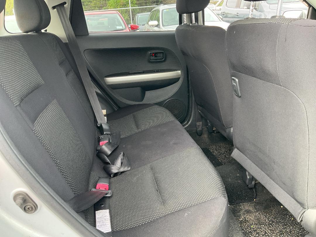 Photo '9' of Toyota IST