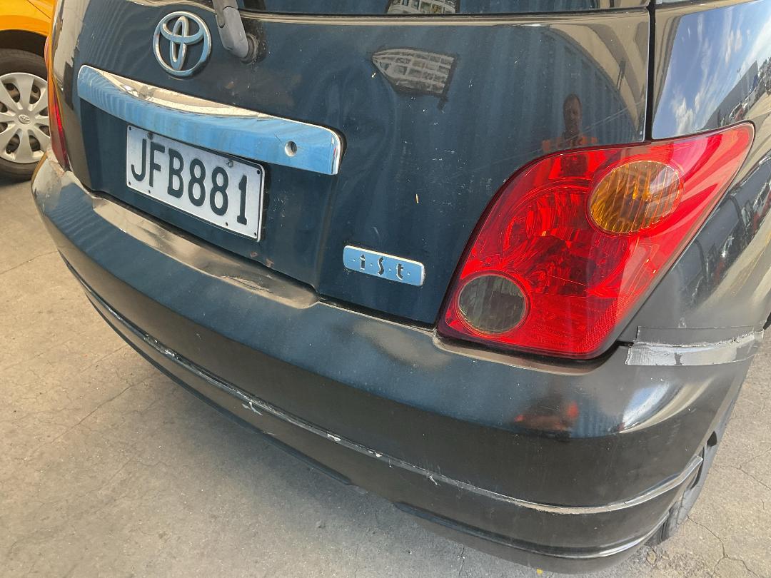 Photo '19' of Toyota IST