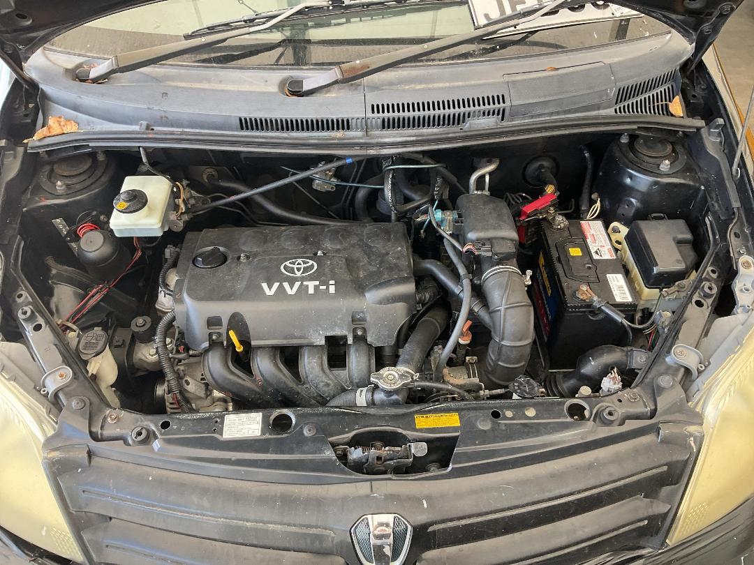 Photo '29' of Toyota IST